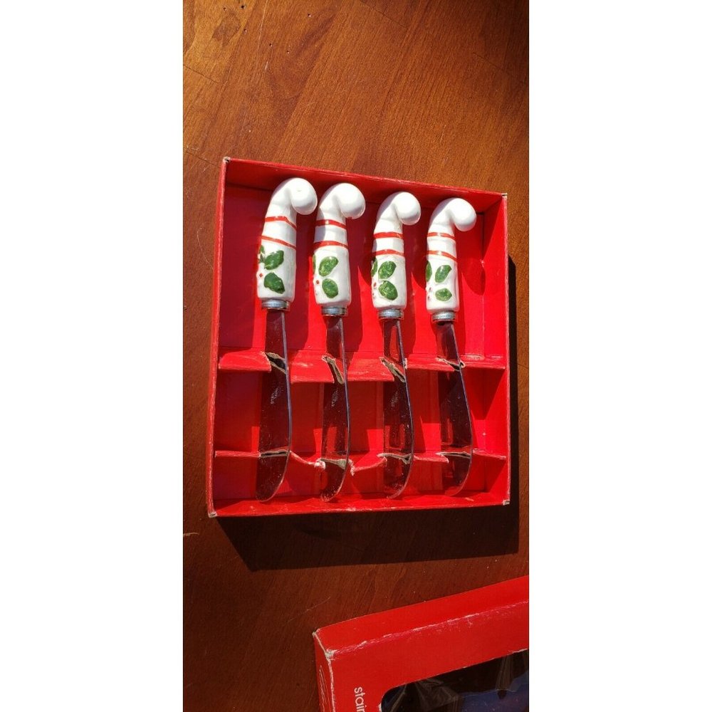 Winter Greetings Ceramic Handle Spreaders Christmas Dining Set Of 4